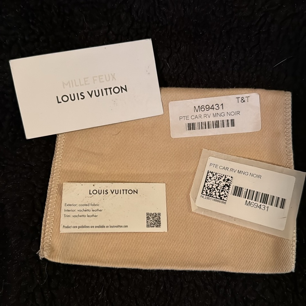 Louis Vuitton Card Case Wallet - Picture 8 of 8
